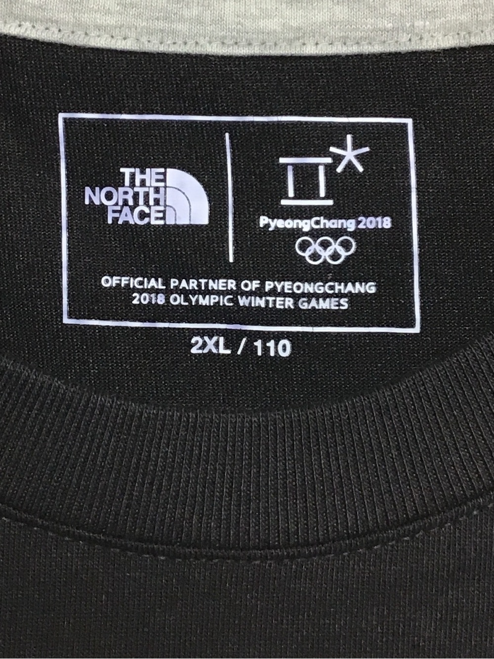 The North Face Official PyeongChang 2018 Winter Olympics men’s sweatshirt 2XL - Picture 3 of 9